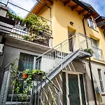 Benzi16 Apartamento *