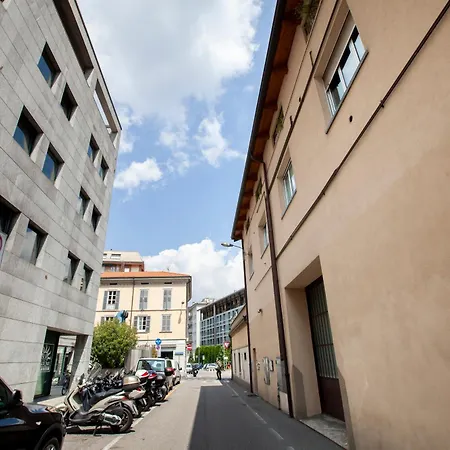 Apartman Benzi16 Como